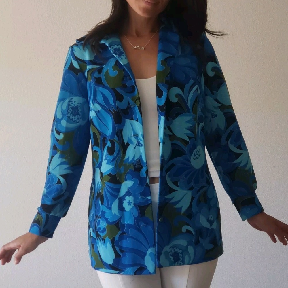 1960s 1970s Vintage Midcentury Midnight Blue Floral Button Up Blouse - Picture 4 of 8